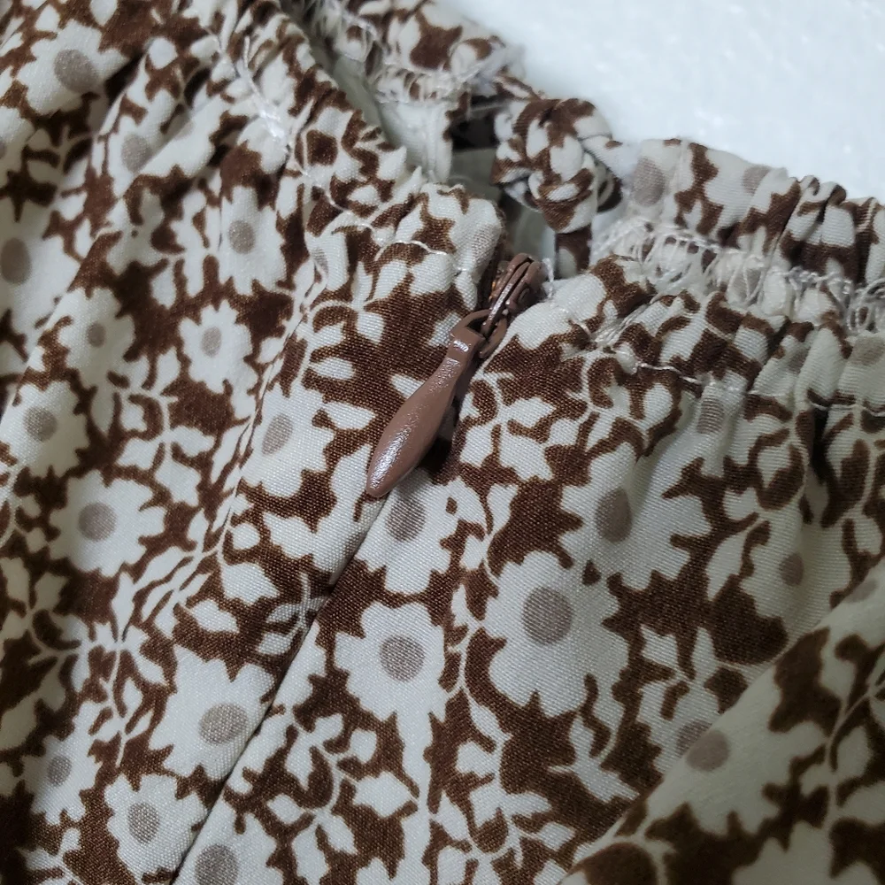 Jacquie The Label Women's Brown‎ Ditsy Floral Long Sleeve Midi Dress